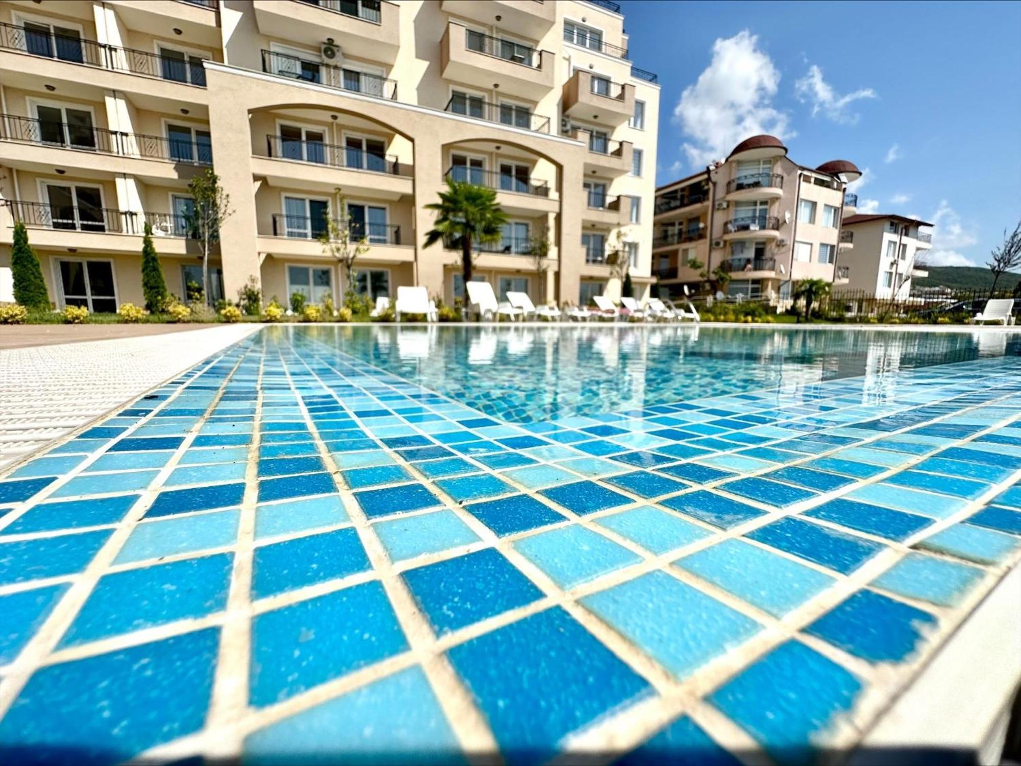Ipanema Beach - Menada Apartments Sveti Vlas Extérieur photo